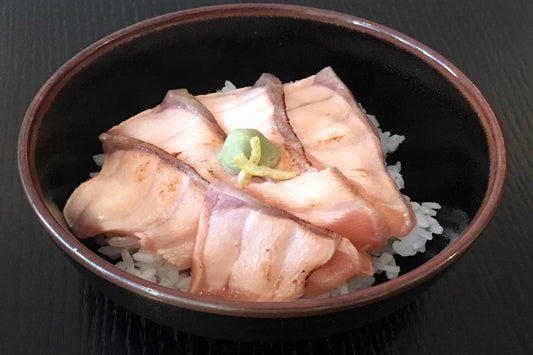 Mini Seared Salmon Don